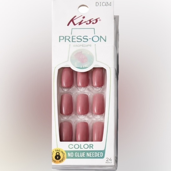 KISS Masterpiece Press-On Nails Bundle (3 sets ) | - Picture 2 of 4